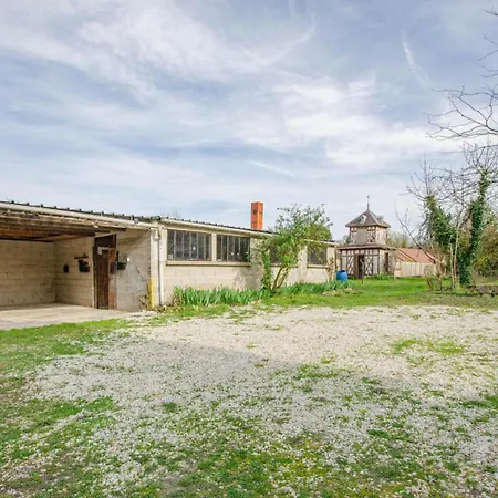 Le De Lye Holiday home *